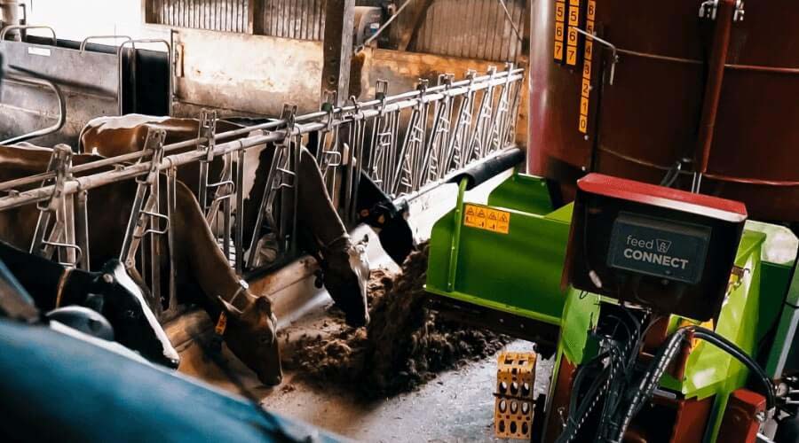connect-feed-mixer